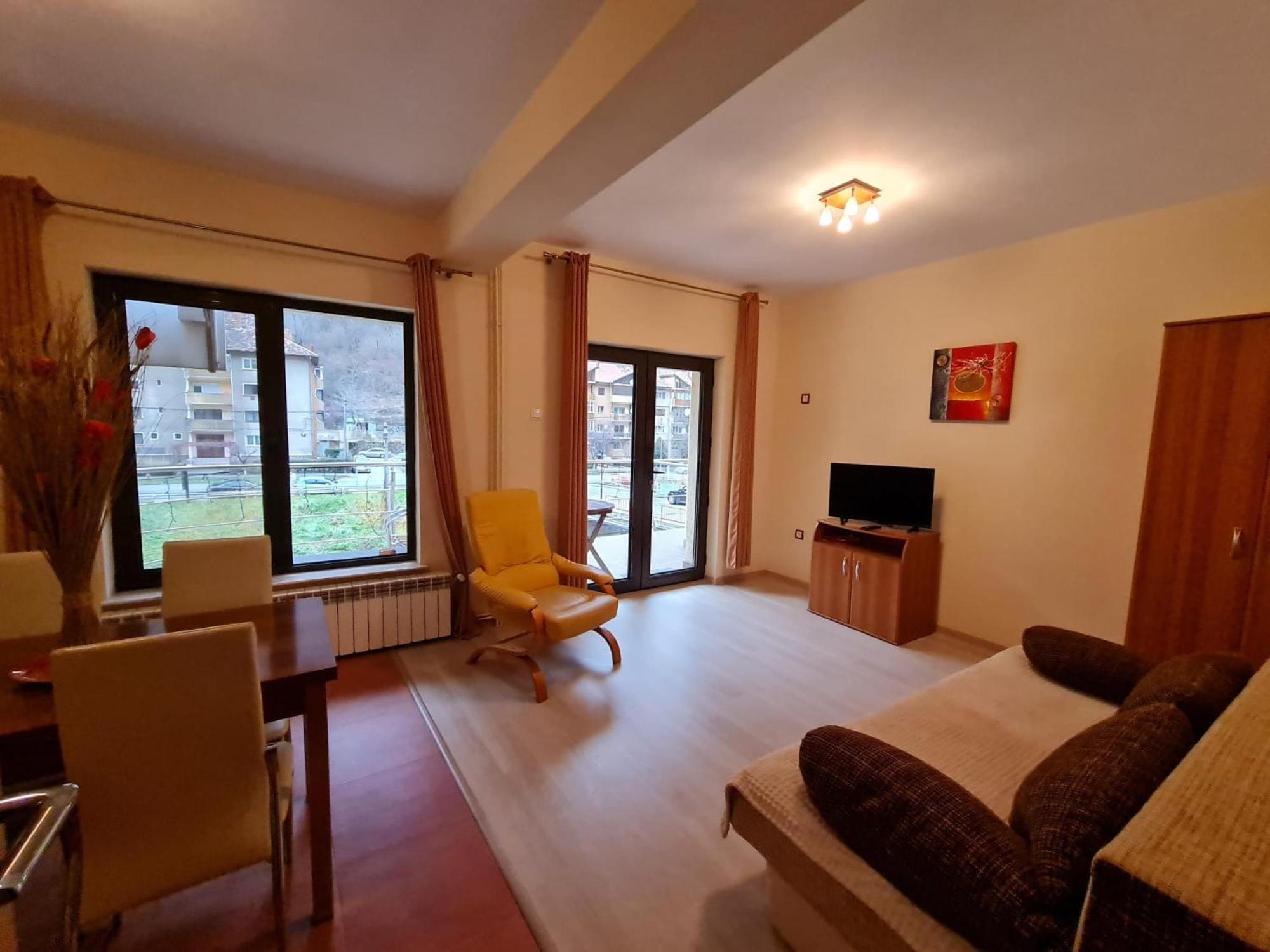 Pension Camelia Băile Herculane Exterior foto